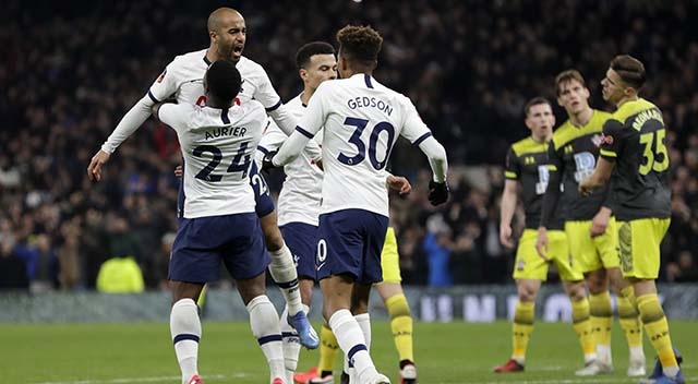 Tottenham, Federasyon Kupası'nda 5. tura çıktı Tottenham, Federasyon Kupası'nda 5. tura çıktı