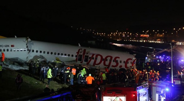 Uçak kazasında yaralanan 88 yolcunun tedavisi sürüyor