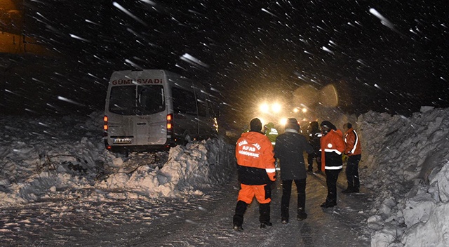 Zigana Dağı Tüneli çıkışındaki çığda yaralanan olmadı Zigana Dağı Tüneli çıkışındaki çığda yaralanan olmadı