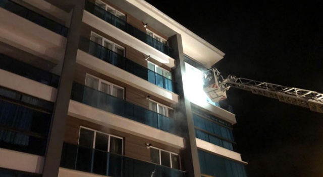 Ankara'da 6 katlı apartmanda korkutan yangın Ankara'da 6 katlı apartmanda korkutan yangın