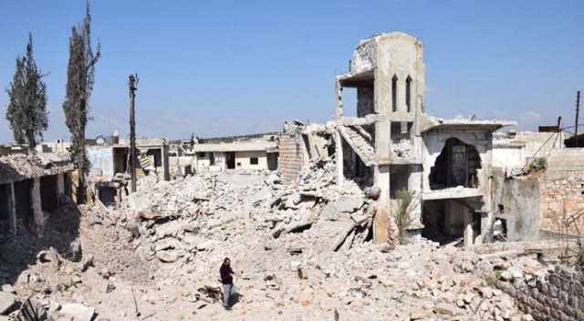 Ateşkes sonrası İdlib! Enkaz böyle görüntülendi