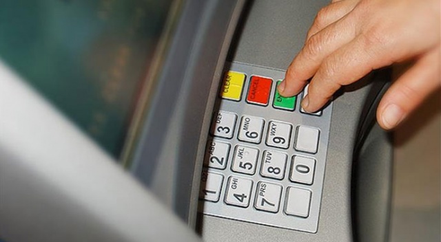 ATM'lerden para çekme limitine 'koronavirüs' düzenlemesi ATM'lerden para çekme limitine 'koronavirüs' düzenlemesi