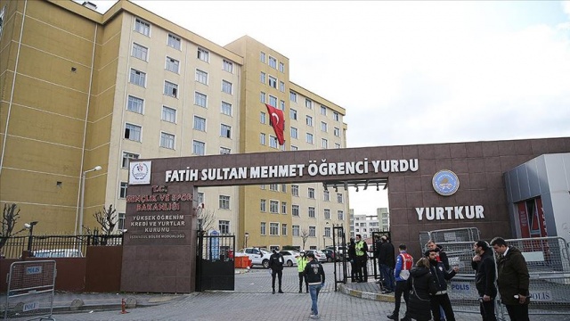 Avrupa&#039;dan gelen 1957 kişi İstanbul&#039;daki üç yurtta karantina altında
