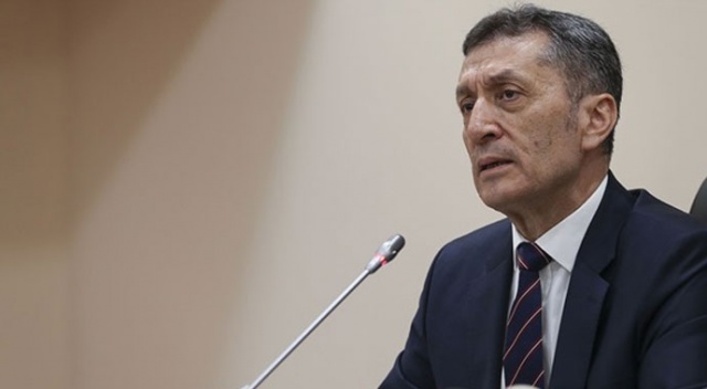 Bakan Ziya Selçuk: Şehitlerimizin emanetine hassasiyetle sahip çıkacağız Bakan Ziya Selçuk: Şehitlerimizin emanetine hassasiyetle sahip çıkacağız