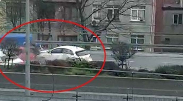 Bayrampaşa’daki feci kaza kamerada Bayrampaşa’daki feci kaza kamerada