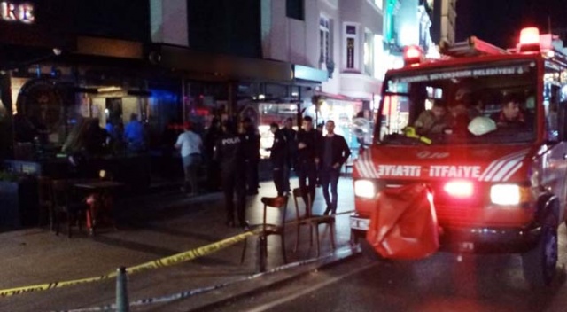 Beyoğlu'nda tatlıcıda parlayan tüp paniğe sebep oldu