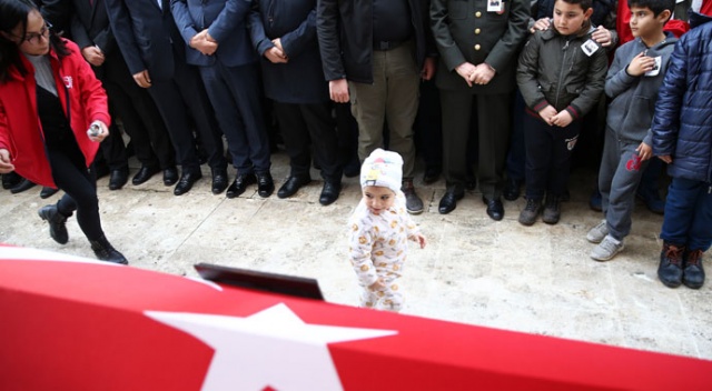 Bir ülke ayakta Bir ülke ayakta