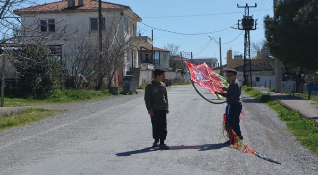 Bu köye koronavirüsün girmesi yasak Bu köye koronavirüsün girmesi yasak