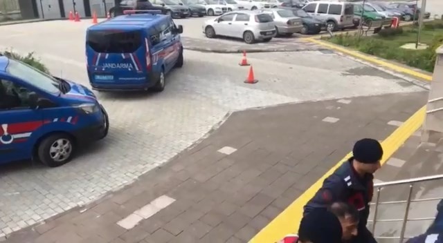 Bursa'da jandarma ekiplerinden uyuşturucu operasyonu Bursa'da jandarma ekiplerinden uyuşturucu operasyonu