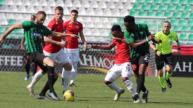 Denizlispor 3 puanı tek golle aldı Denizlispor 3 puanı tek golle aldı