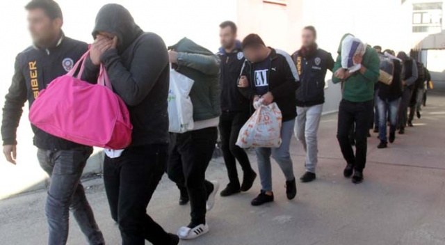 Dolandırıcılar kadını ölüme sürükledi