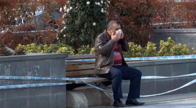 Esenyurt&#039;ta şeride rağmen banka oturan vatandaşlar pes dedirtti