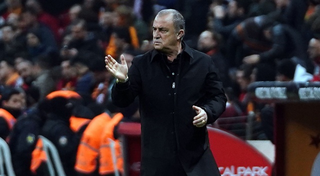 Fatih Terim, eski öğrencisi Sergen Yalçın'a yenilmedi Fatih Terim, eski öğrencisi Sergen Yalçın'a yenilmedi
