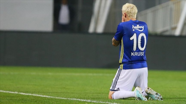 Fenerbahçe'den Max Kruse'nin sakatlığıyla ilgili açıklama Fenerbahçe'den Max Kruse'nin sakatlığıyla ilgili açıklama