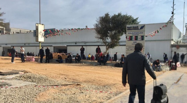 Hafter'in Mitiga Havalimanı'na attığı roketler, yerde boş durumdaki 2 yolcu uçağına isabet etti
