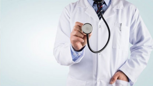 İngiliz hükümetinden emekli doktor ve hemşirelere çağrı İngiliz hükümetinden emekli doktor ve hemşirelere çağrı