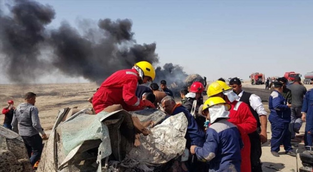 Irak’ta iki yakıt tankı yolcu otobüsü ile çarpıştı: 13 ölü