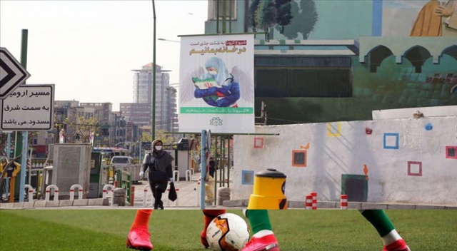 İran'da yeni tip koronavirüs kısıtlamaları 8 Nisan'a uzatıldı