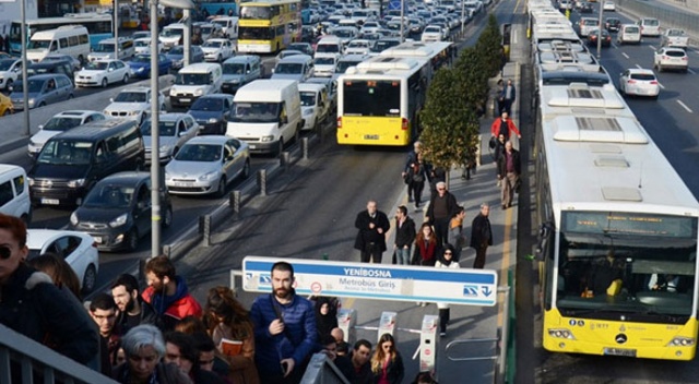 İstanbul’da toplu ulaşım kullanımı yüzde 60 oranında düştü