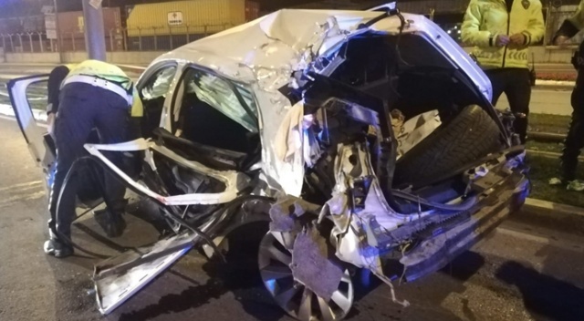 İzmir'de feci kaza: 4 yaralı