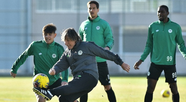 Konyaspor, Fenerbahçe maçı hazırlıklarına başladı