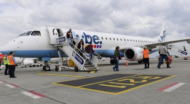 Koronavirüs mağduru İngiliz uçak firması iflas etti