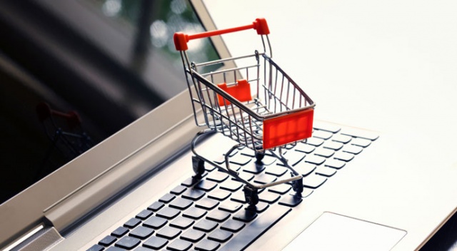 Markete gitmeyen e-ticaret’i katladı Markete gitmeyen e-ticaret’i katladı