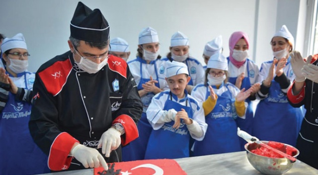 Mehmetçik'e 'ay yıldızlı' destek Mehmetçik'e 'ay yıldızlı' destek
