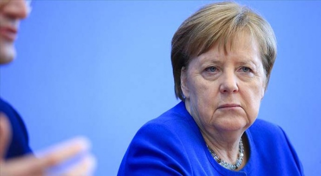 Merkel koronavirüs nedeniyle kendisini karantinaya aldı