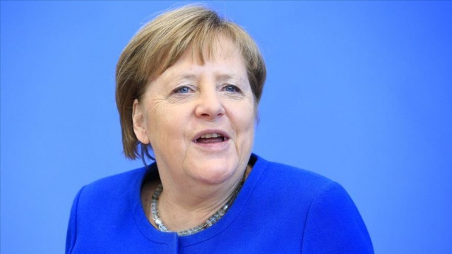 Merkel, Kovid-19'a karşı alınan kurallara uyulması çağrısında bulundu Merkel, Kovid-19'a karşı alınan kurallara uyulması çağrısında bulundu