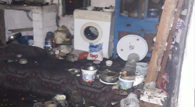 Mutfak tüpünden sızan gaz ev yangınına neden oldu