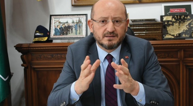 Niksar’da 4 gün açık olan semt pazarı Koronavisürüsü sebebiyle tek güne düşürüldü Niksar’da 4 gün açık olan semt pazarı Koronavisürüsü sebebiyle tek güne düşürüldü