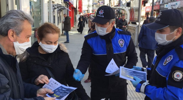 Polisten broşürlü 'koronavirüs' uyarısı Polisten broşürlü 'koronavirüs' uyarısı