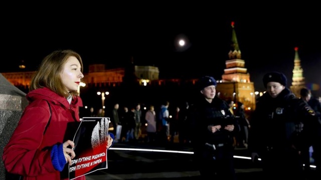 Rusya'da Putin'in yeniden devlet başkanı olmasını sağlayacak düzenleme protesto edildi Rusya'da Putin'in yeniden devlet başkanı olmasını sağlayacak düzenleme protesto edildi