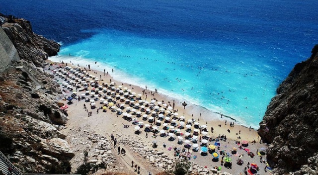 Rusya turistlere tatil için Türkiye&#039;yi önerdi