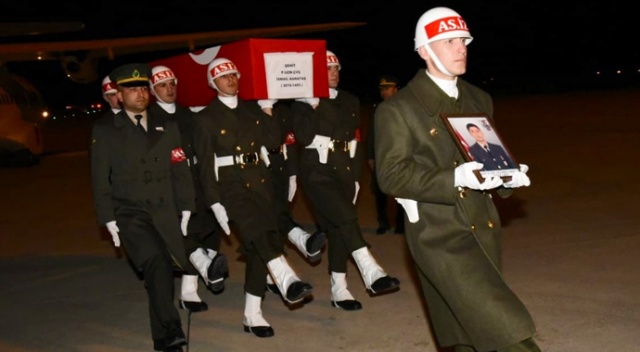 Şehit asker memleketi Şanlıurfa'ya getirildi Şehit asker memleketi Şanlıurfa'ya getirildi