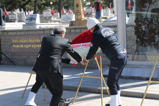 Şehitler Cebeci Askeri Şehitliği'nde dualarla anıldı Şehitler Cebeci Askeri Şehitliği'nde dualarla anıldı