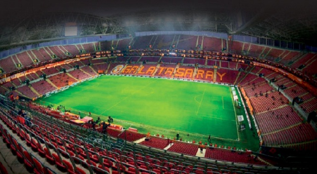 Seyircisiz yetmez, lig ertelensin!