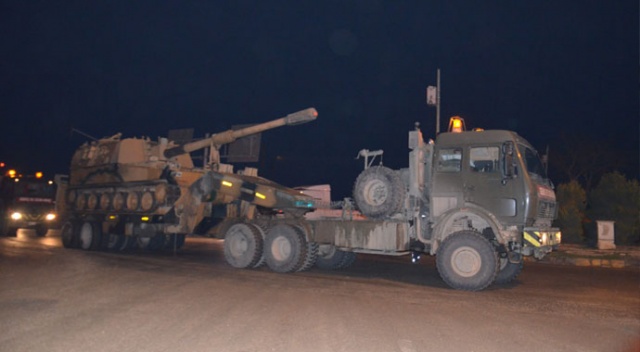 Sınır birliklerine tank ve obüs sevkiyatı
