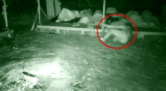 Survivor&#039;da korkutan an! Ünlü oyuncu bir anda yere yığıldı