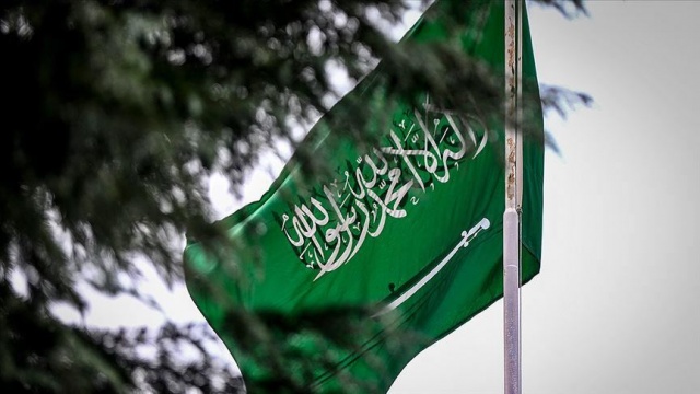 Suudi Arabistan'da koronavirüs nedeniyle cemaatle namaz kılınmayacak