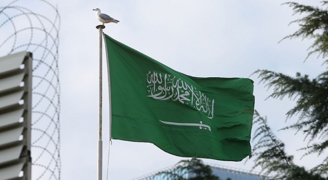 Suudi Arabistan'dan koronavirüs önlemi! Uçak seferleri askıya alındı