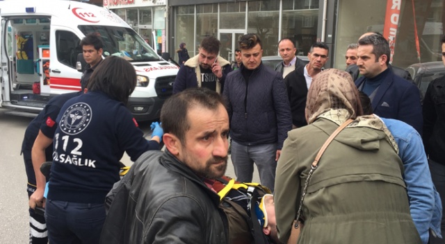 Tosya’da motosiklet yayaya çarptı: 2 yaralı Tosya’da motosiklet yayaya çarptı: 2 yaralı