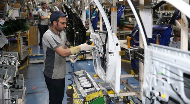 Toyota ve BMW koronavirüs nedeniyle üretime ara veriyor