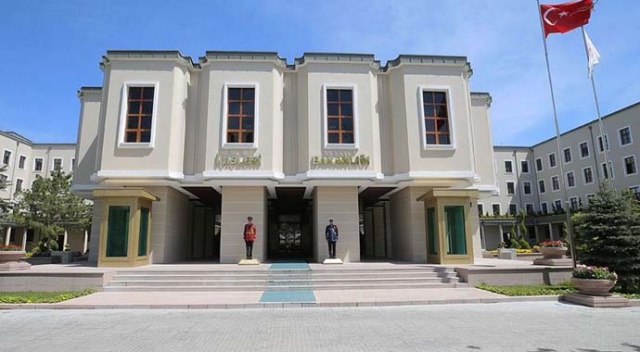 Tüm hudut kapıları 9 ülkeden gelen yolculara kapatılacak