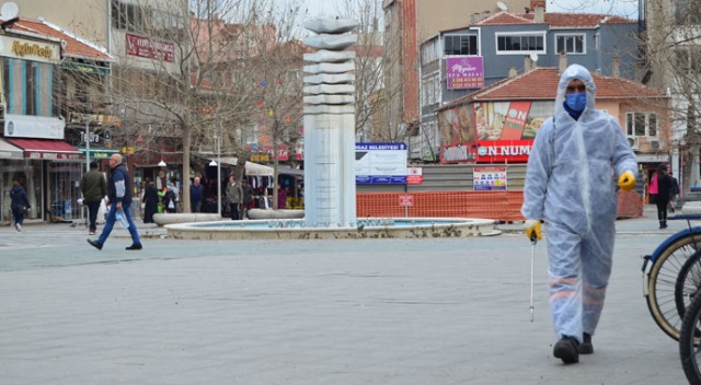 Türkiye sokağa çıkmadı, hava temizlendi