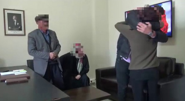 Van'da 2 kadın terörist ikna sonucu teslim oldu