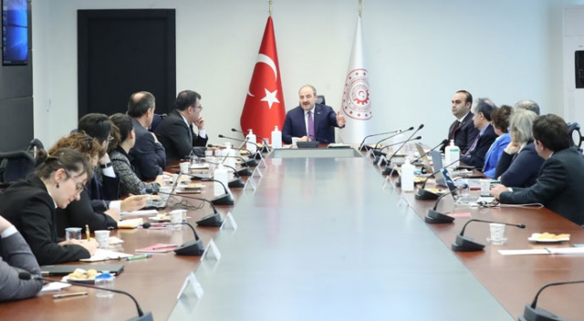 Varank: Aşıya odaklandık, ümitliyiz Varank: Aşıya odaklandık, ümitliyiz