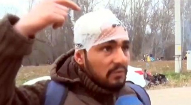 Yunan polisi, göçmenlerin arasına karışıp kaçmaya çalışan Konyalıyı dövüp geri yolladı Yunan polisi, göçmenlerin arasına karışıp kaçmaya çalışan Konyalıyı dövüp geri yolladı