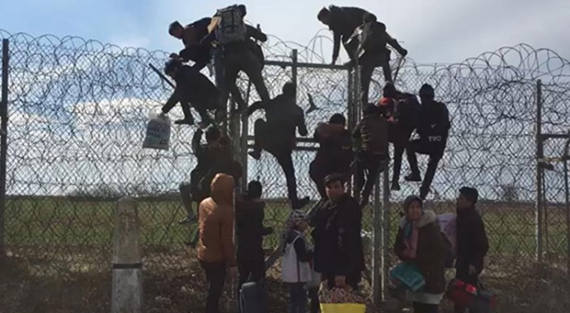 Yunanistan göçmenleri sınır dışı edecek